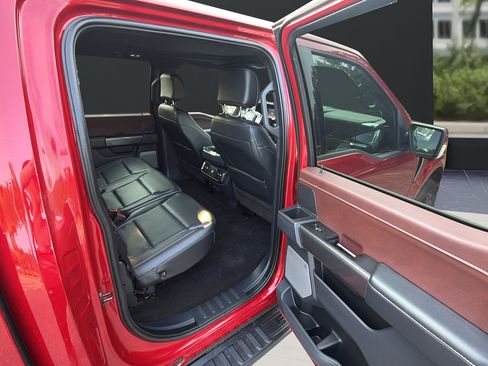 Used 2022 Ford F150 Lariat AWD/4WD image 15