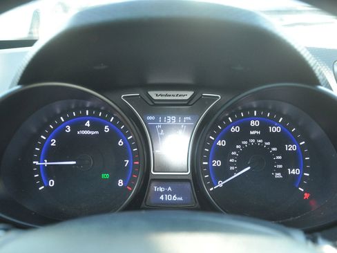 Used 2013 Hyundai Veloster Turbo image 29