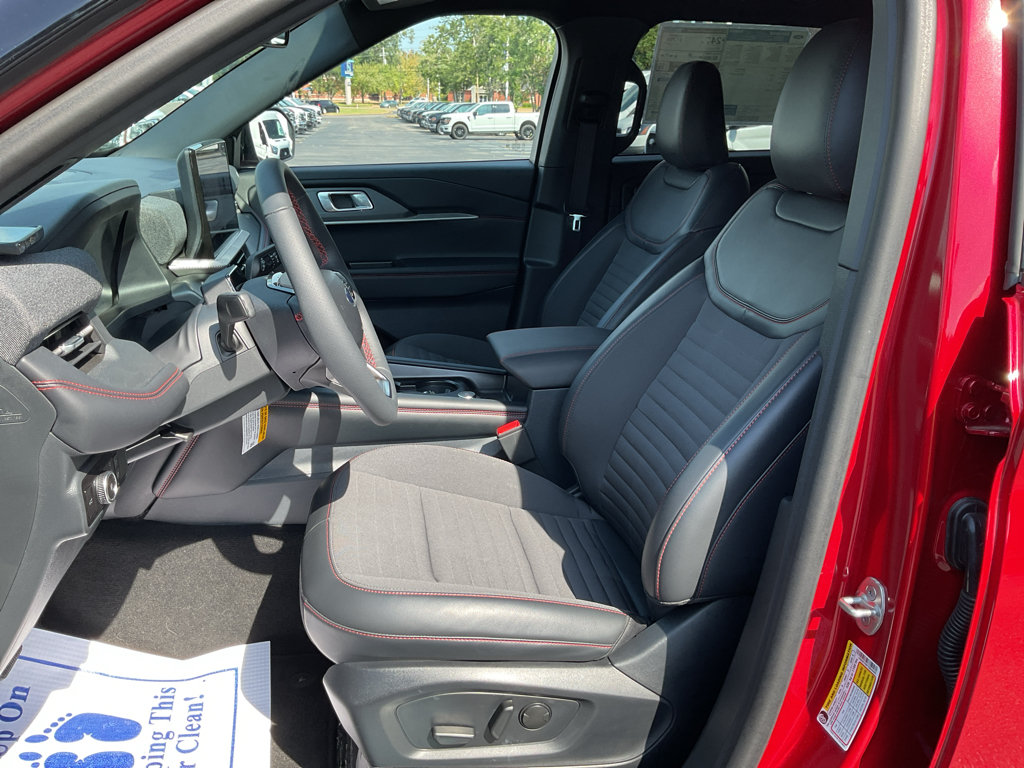 New 2026 Ford Explorer ST-Line w/ ST-Line Street Pack RWD image 14