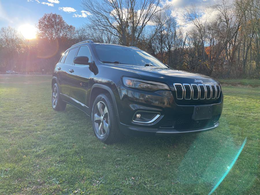 Used 2019 Jeep Cherokee Limited w/ Luxury Group AWD/4WD image 6