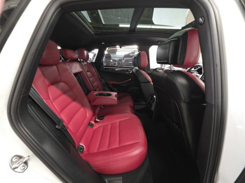 Used 2016 Porsche Macan S AWD/4WD image 21