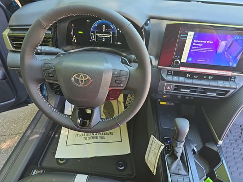 New 2026 Toyota Camry SE FWD image 15