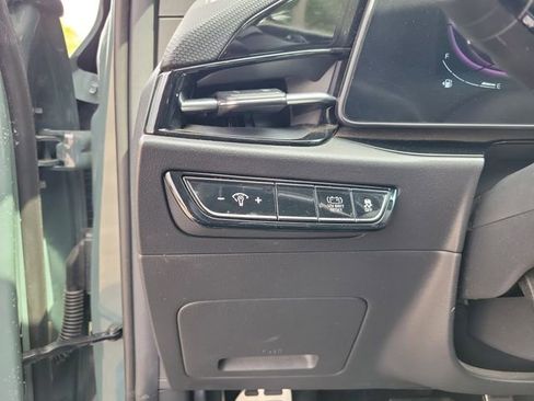 Used 2023 Kia Niro EX Touring FWD image 15