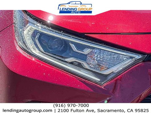 Used 2020 Toyota RAV4 XLE w/ Convenience Package AWD/4WD image 7
