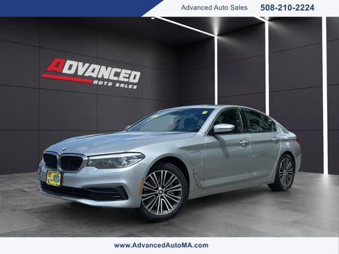 Used 2019 BMW 530e xDrive w/ Convenience Package AWD/4WD image 1