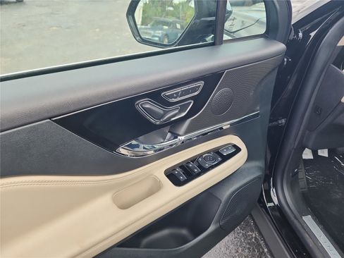 New 2026 Lincoln Corsair Premiere image 12