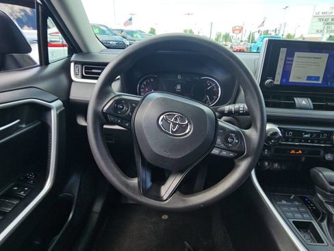 Certified 2025 Toyota RAV4 XLE AWD/4WD image 10