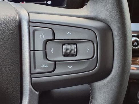 Used 2024 GMC Sierra 1500 Elevation image 19