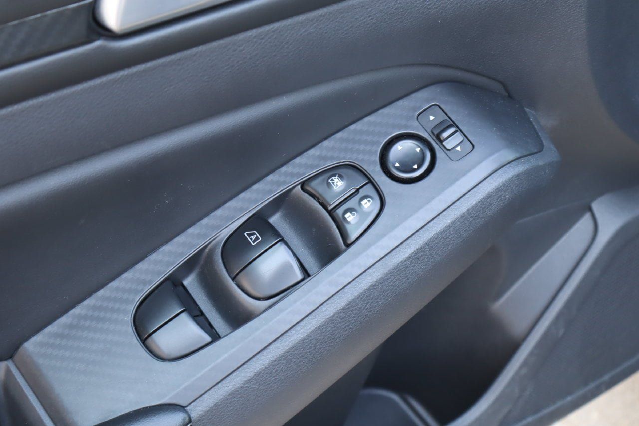 Used 2025 Nissan Altima 2.5 SV FWD image 20