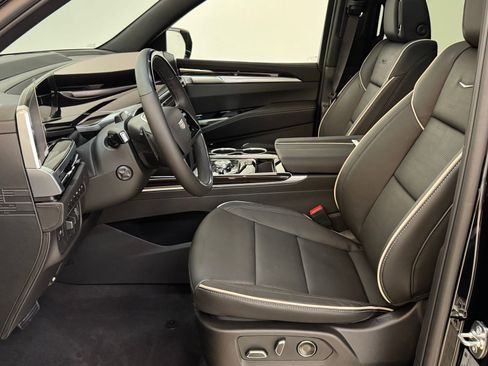 New 2026 Cadillac Escalade Luxury w/ Touring Package image 42