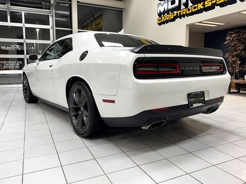 Used 2019 Dodge Challenger R/T Scat Pack w/ Plus Package image 4