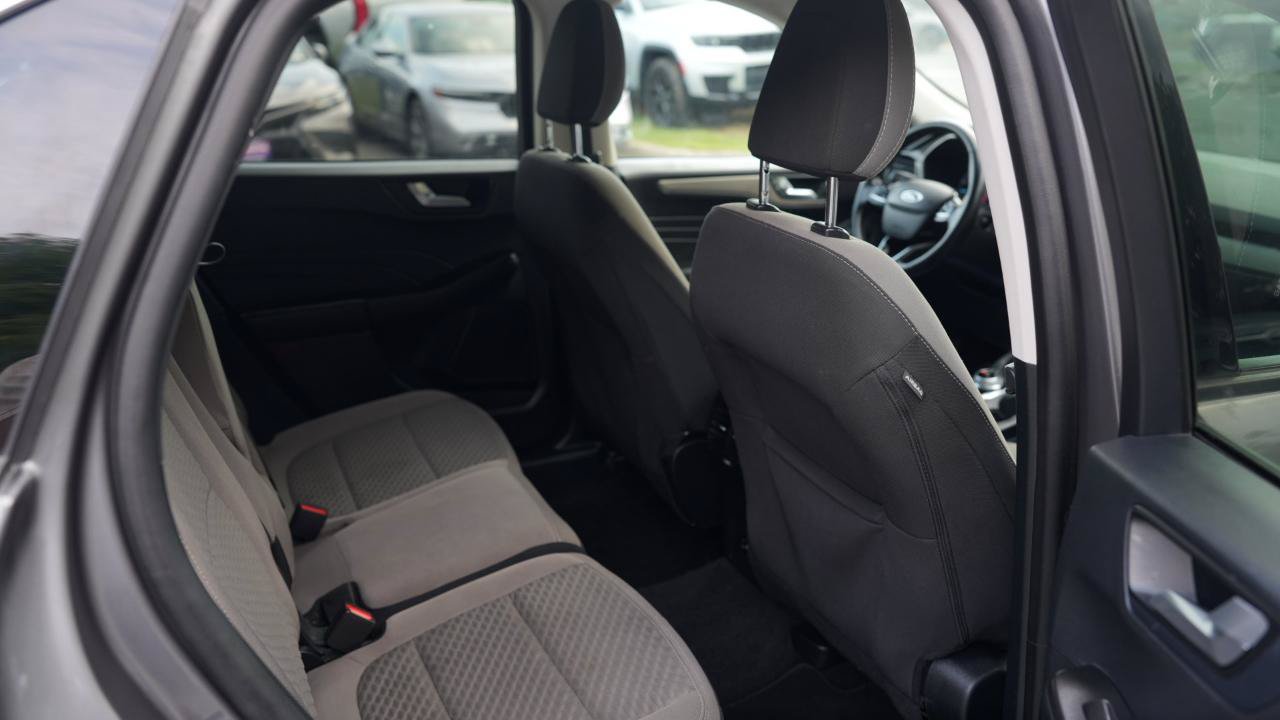 Used 2021 Ford Escape SE w/ Convenience Package AWD/4WD image 25
