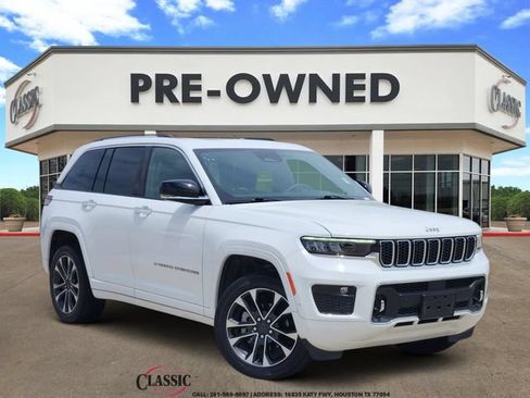 Used 2022 Jeep Grand Cherokee Overland w/ Luxury Tech Group IV AWD/4WD image 1
