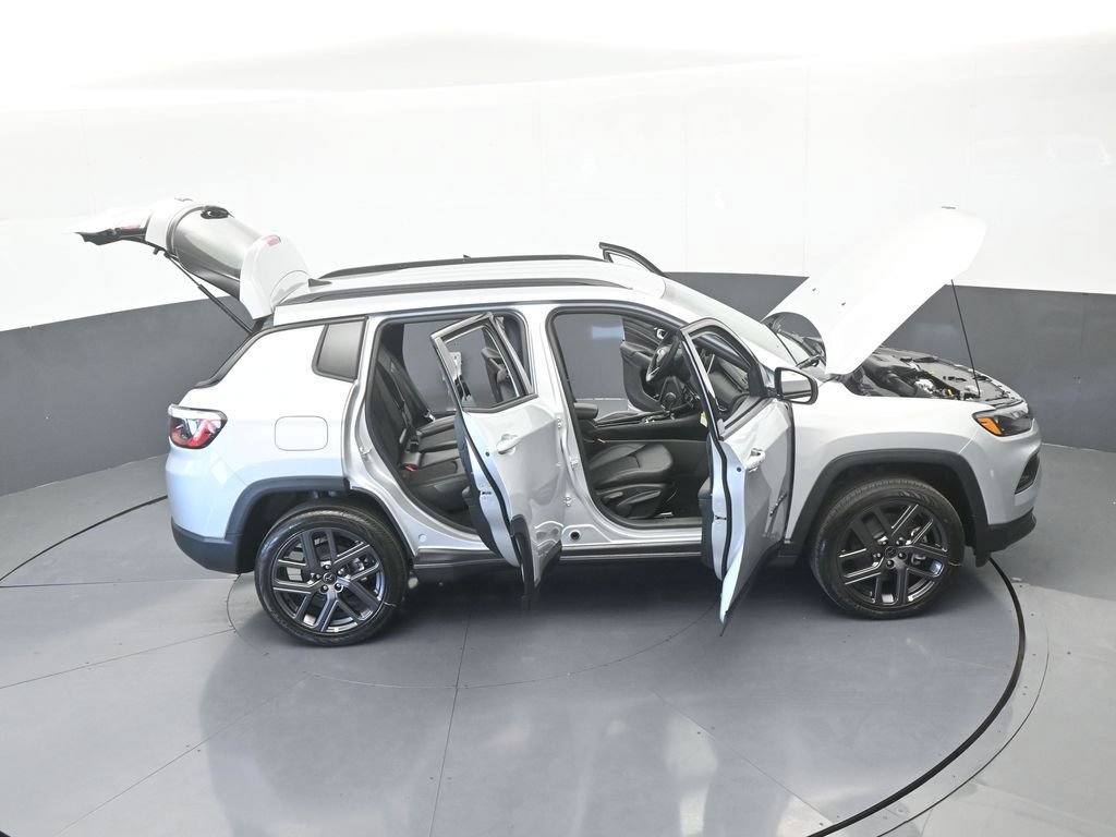 New 2026 Jeep Compass Latitude AWD/4WD image 65