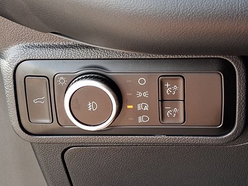 Certified 2025 Ford Explorer ST AWD/4WD image 25