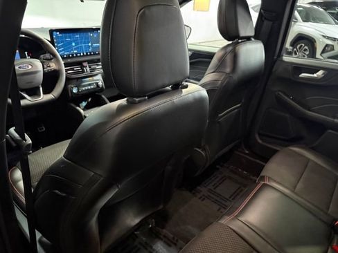 Used 2023 Ford Escape ST-Line w/ Tech Pack #1 AWD/4WD image 28