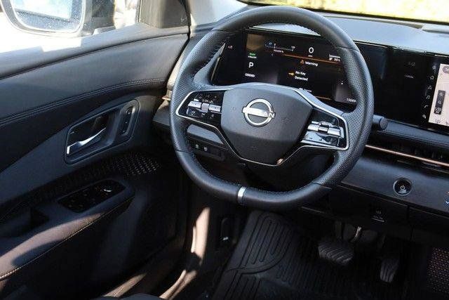 Used 2023 Nissan Ariya FWD image 24