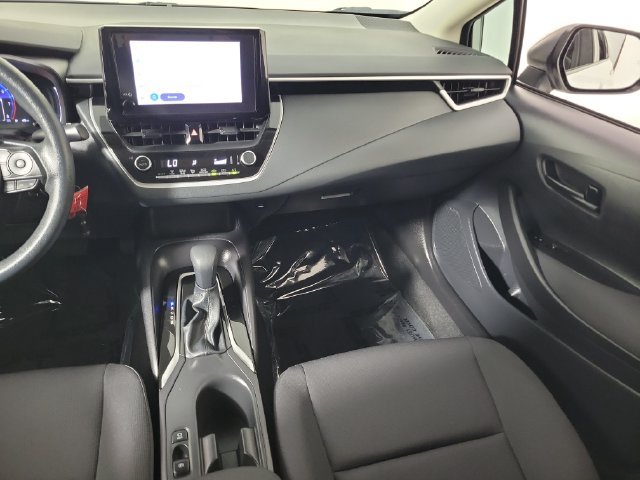 Used 2026 Toyota Corolla LE FWD image 17