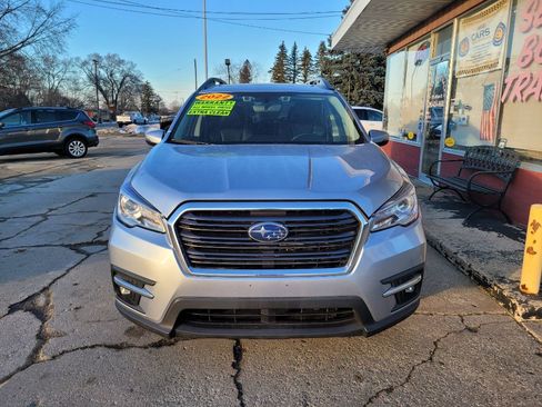 Used 2022 Subaru Ascent Limited w/ Technology Package image 2