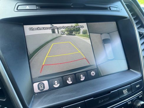 Used 2017 Hyundai Santa Fe FWD image 27