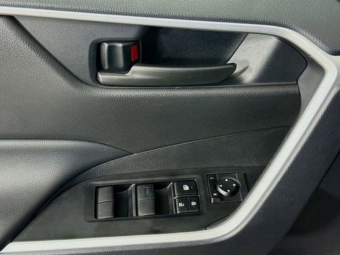 Certified 2025 Toyota RAV4 LE image 17