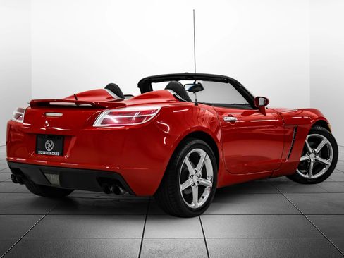 Used 2009 Saturn Sky Red Line RWD image 11