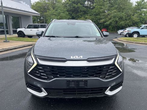 Used 2023 Kia Sportage EX AWD/4WD image 9
