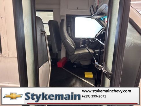 Used 2013 Chevrolet Express 3500 Work Van 2D Chassis w/ School Bus Package image 11