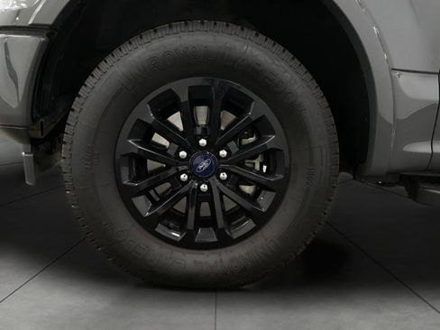 Used 2018 Ford F150 Lariat w/ Equipment Group 502A Luxury image 13