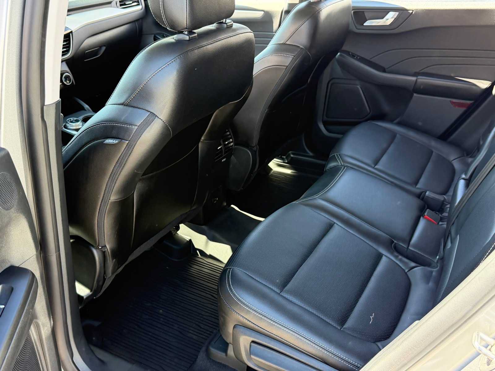 Used 2022 Ford Escape SEL w/ Technology Package FWD image 24
