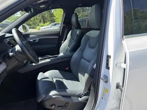Used 2024 Volvo XC90 T8 Ultimate w/ Protection Package Premier AWD/4WD image 2