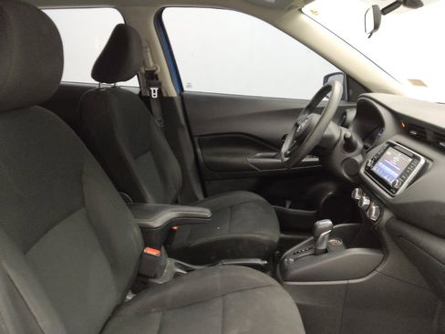 Used 2023 Nissan Kicks S FWD image 21