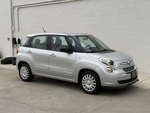 Used 2015 FIAT 500L Pop image 3