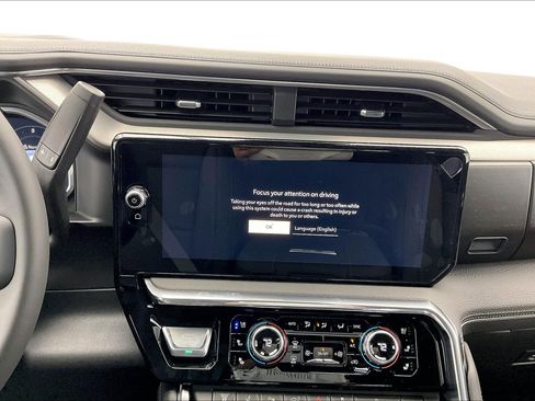 New 2026 GMC Sierra 3500 Denali w/ Denali Reserve Package image 7