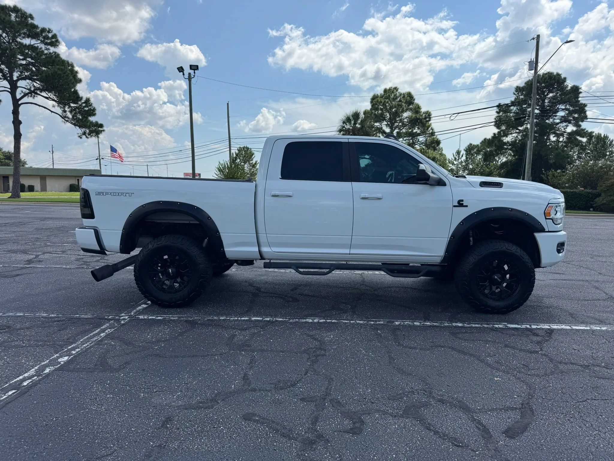 Used 2020 RAM 2500 Big Horn w/ Level 1 Equipment Group AWD/4WD image 5