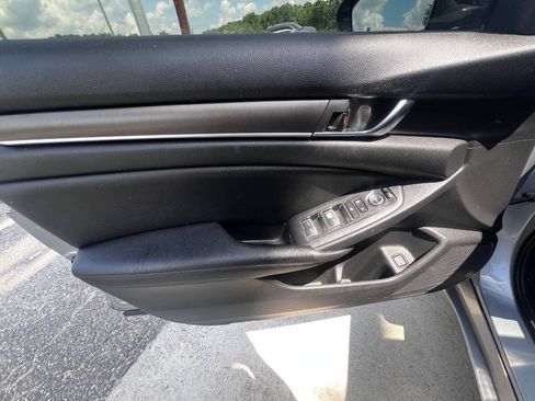 Used 2019 Honda Accord LX image 16