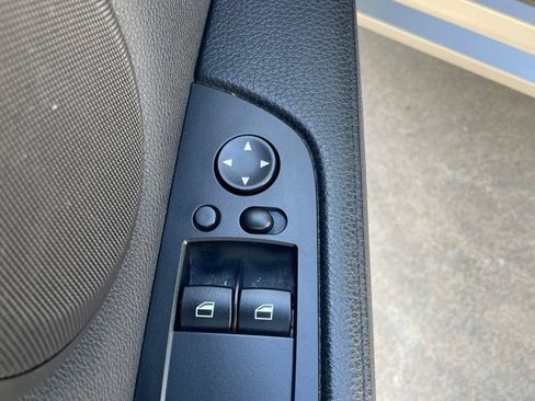 Used 2011 BMW 328i xDrive Coupe AWD/4WD image 17