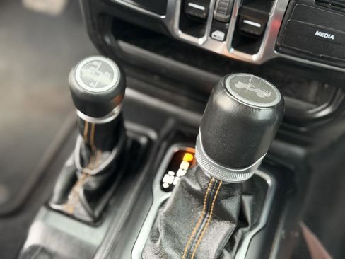 Used 2021 Jeep Wrangler Unlimited Sahara image 22