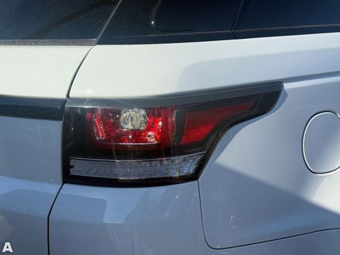 Used 2017 Land Rover Range Rover Sport SVR image 10