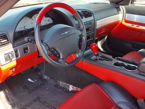 Used 2002 Ford Thunderbird Deluxe image 22