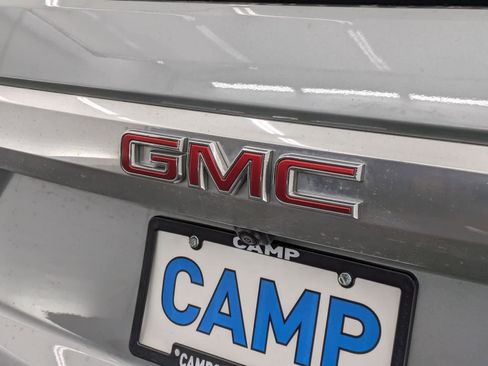Used 2024 GMC Yukon XL Denali AWD/4WD image 13