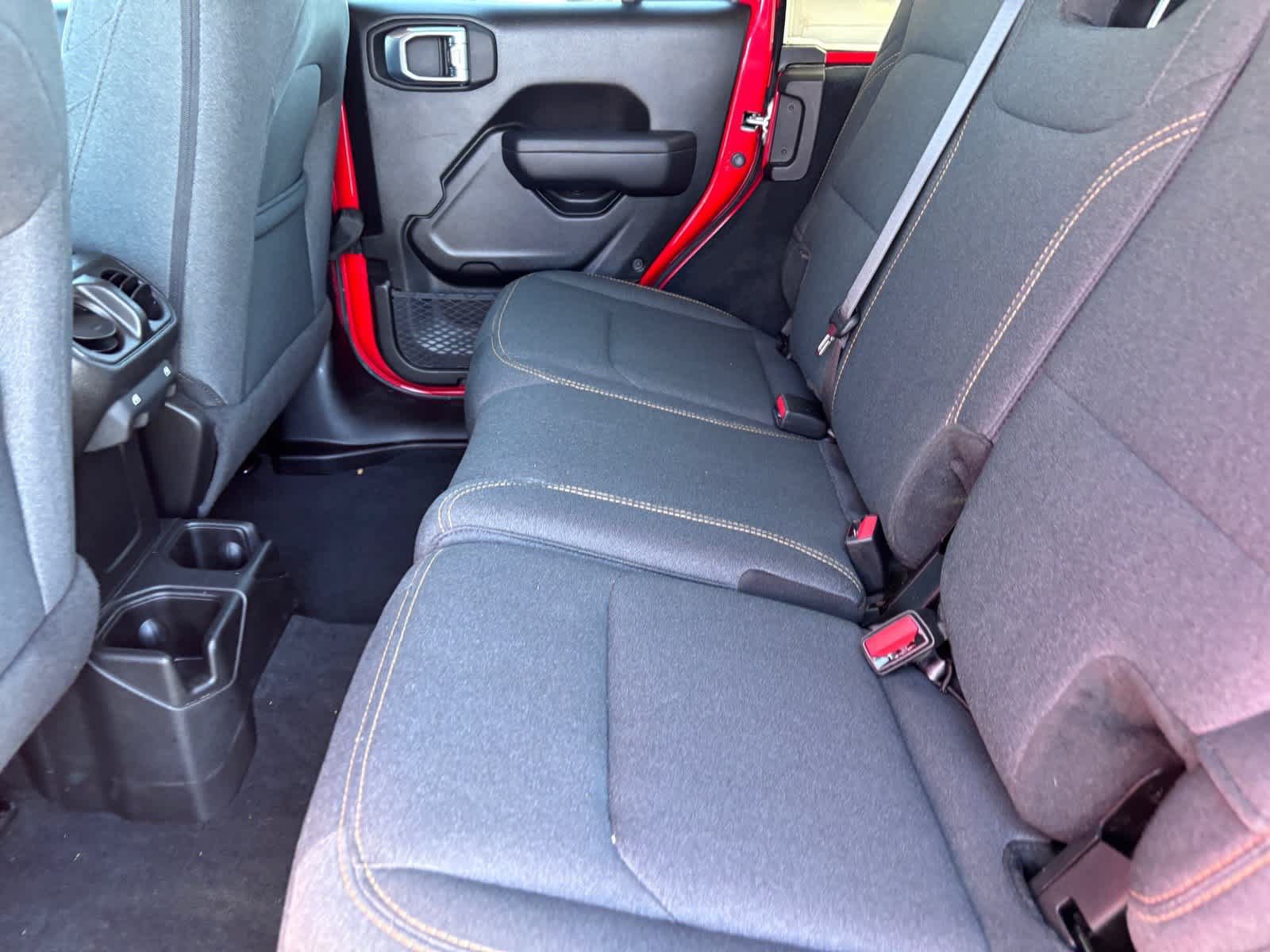 Used 2024 Jeep Wrangler Unlimited Sport AWD/4WD image 16