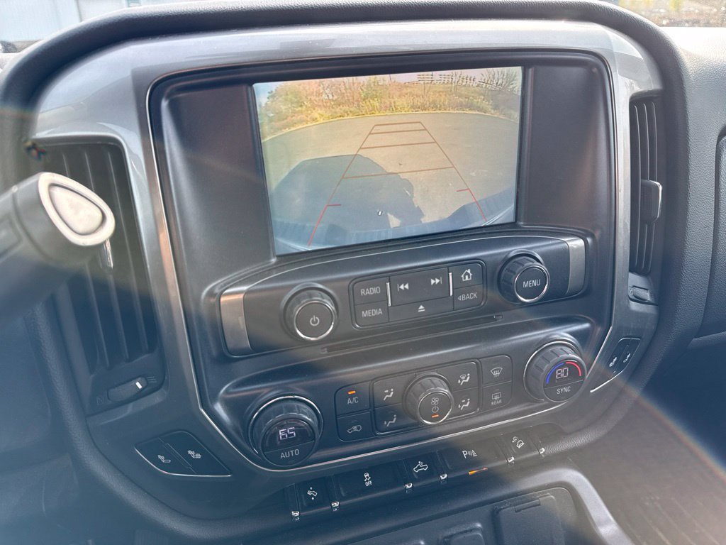 Used 2018 Chevrolet Silverado 1500 LT w/ All Star Edition AWD/4WD image 12