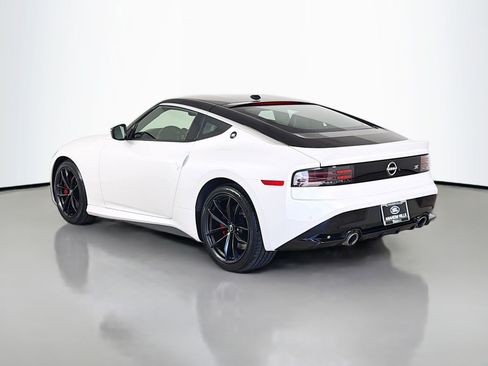 Used 2024 Nissan Z Performance w/ Floor Mat Package RWD image 3