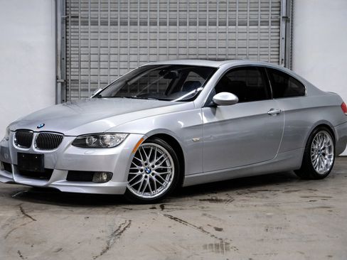 Used 2007 BMW 328xi Coupe image 7