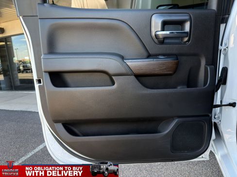 Used 2018 GMC Sierra 2500 Denali w/ Duramax Plus Package image 24