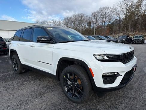 New 2025 Jeep Grand Cherokee Limited image 1