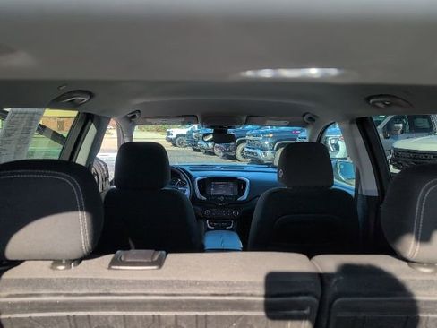 Used 2023 GMC Terrain SLE w/ LPO, Floor Liner Package image 33