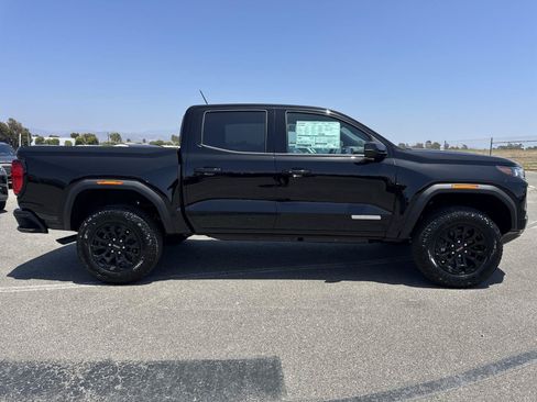New 2026 GMC Canyon Elevation RWD image 3