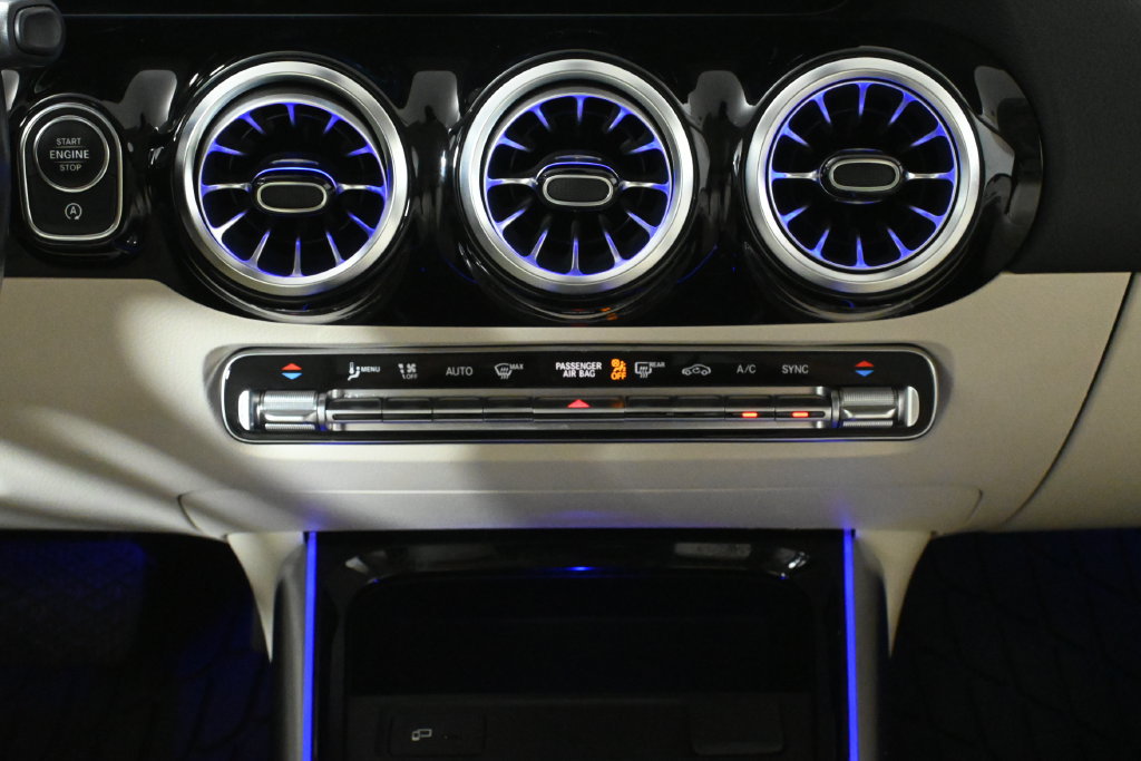 Certified 2023 Mercedes-Benz GLA 250 4MATIC image 21